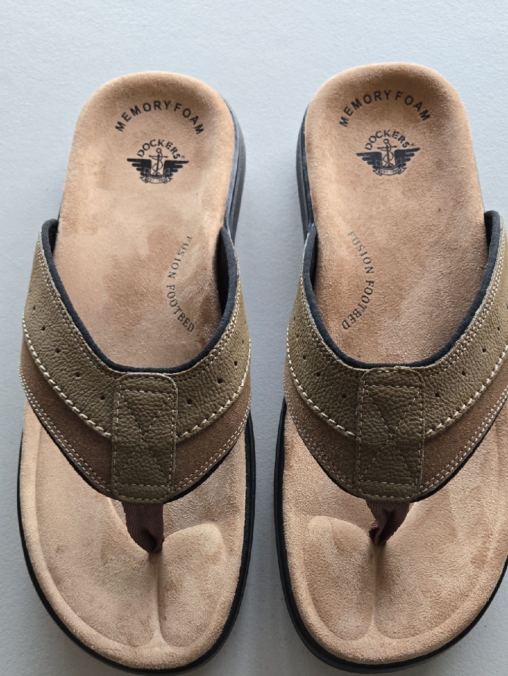 Dockers Men's Olive Brown Suede Memory Foam Flip-Flops